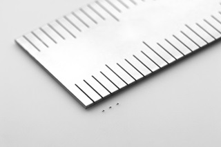 008004尺寸的貼片電容 008004尺寸的貼片電容