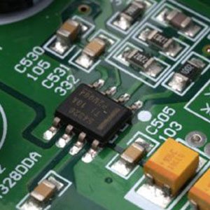 深圳三星貼片電容代理商：電腦主板上貼片電容大小怎么看？