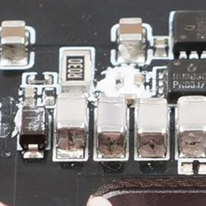 深圳風(fēng)華貼片電容代理商：貼片電容怎么有COG和C0G之分？