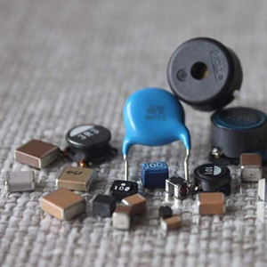 村田貼片電容告訴你MLCC是支撐車載電路關(guān)鍵所在 村田貼片電容告訴你MLCC是支撐車載電路關(guān)鍵所在